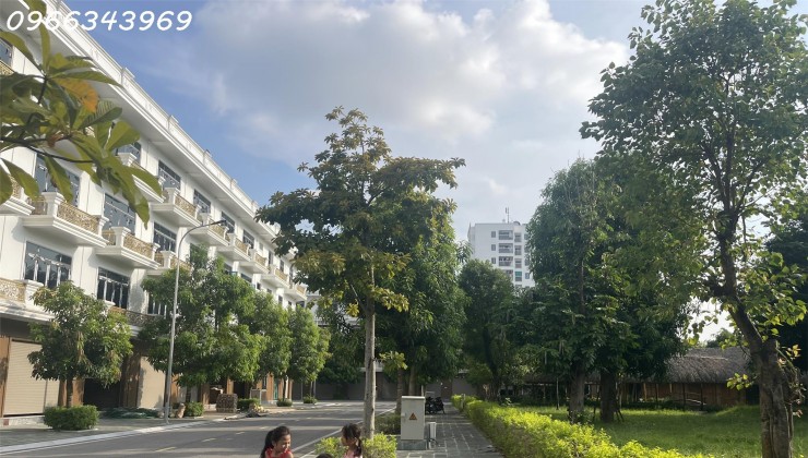 SỔ ĐỎ LIỀN TAY, AN TÂM ĐẦU TƯ TẠI KĐT XUÂN HƯNG.  CĐT: 0966 343 969